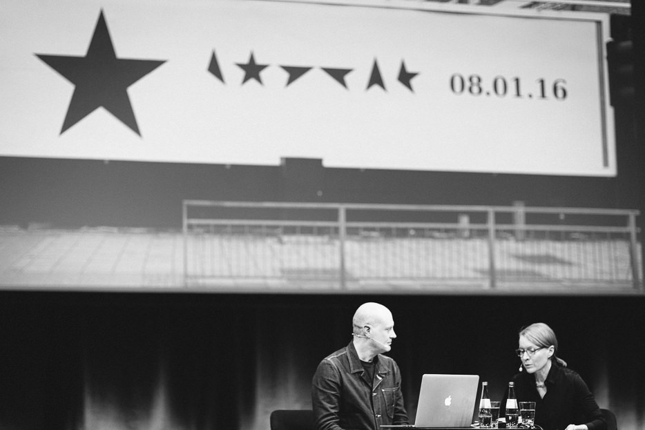 Jonathan Barnbrook in a conversation with Sonja Knecht © Norman Posselt / Monotype